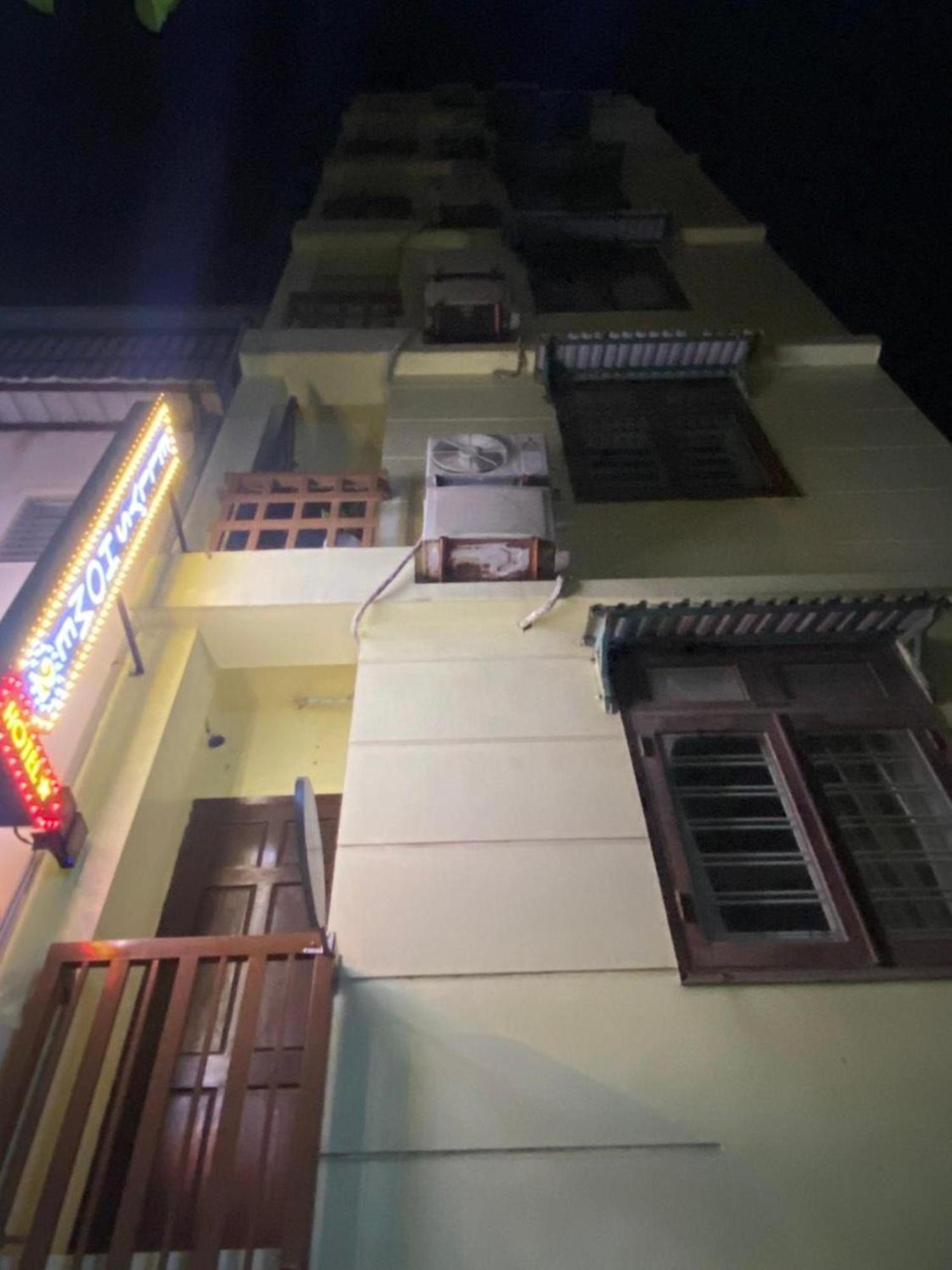 Oyo 1168 Elly'S Home 2 Đà Nẵng Exterior foto